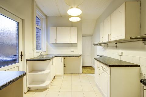 2 bedroom flat to rent, Park Road, Wallsend,