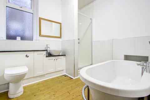 2 bedroom flat to rent, Park Road, Wallsend,
