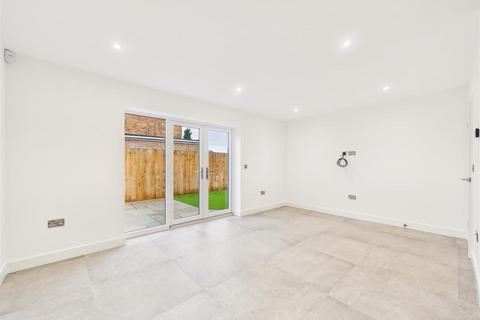 2 bedroom semi-detached bungalow for sale, Voases Lane, Anlaby, Hull