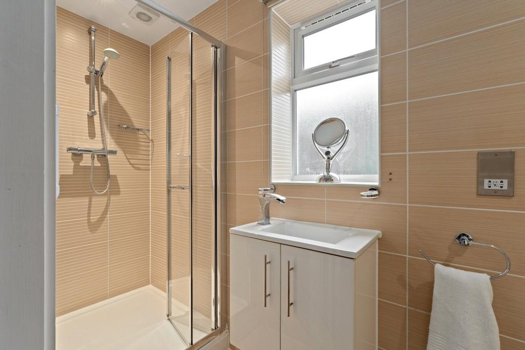 Ensuite Shower Room