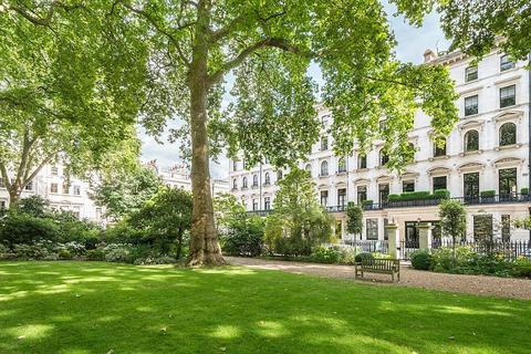 undefined, Ennismore Gardens, London SW7