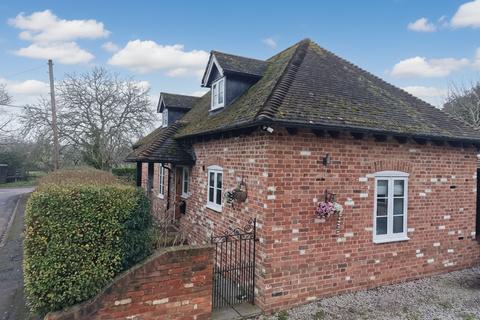 3 bedroom detached house for sale, Racefield Close, Gravesend DA12