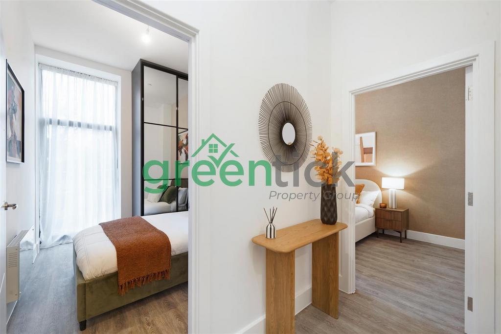 2 bed THE STOW, HARLOW - Um805bapyk8 WOxp Gt W3j.jpg