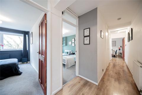 2 bedroom apartment for sale, Maidstone Road, London, N11