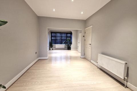 4 bedroom terraced house for sale, Baron Gardens, Ilford, Essex. IG6 1NX