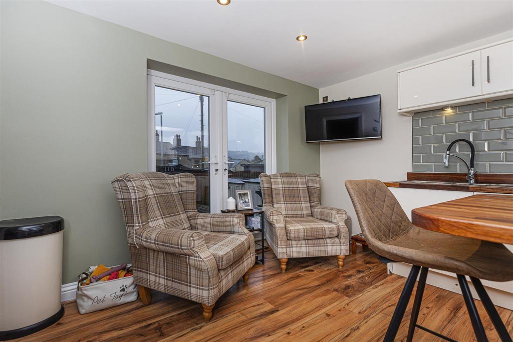 Bramleys Estate Agents - Mountain View - Halifax (