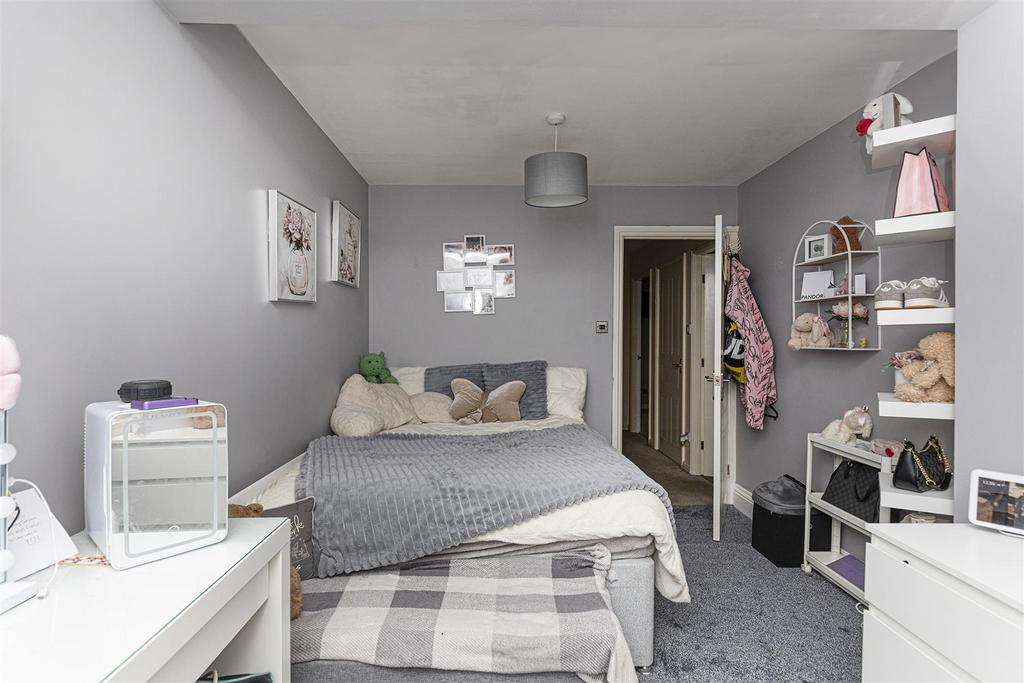 Bramleys Estate Agents - Mountain View - Halifax (