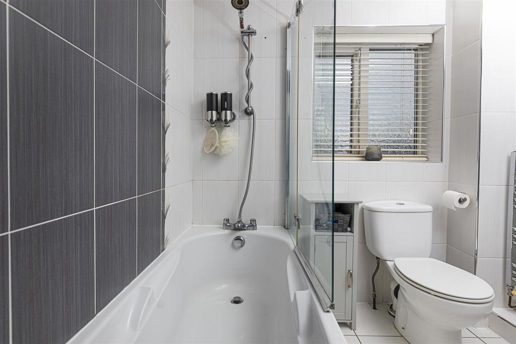 Bramleys Estate Agents - Mountain View - Halifax (