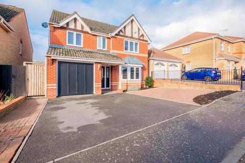 4 bedroom detached house for sale, Victoria Avenue, Rayleigh SS6