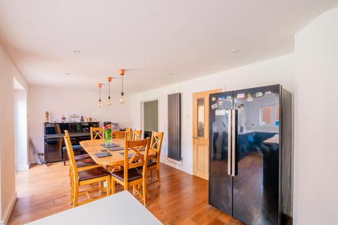 4 bedroom detached house for sale, Victoria Avenue, Rayleigh SS6