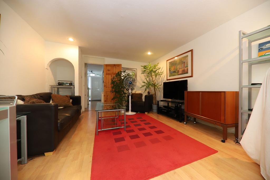 Living Room (2)
