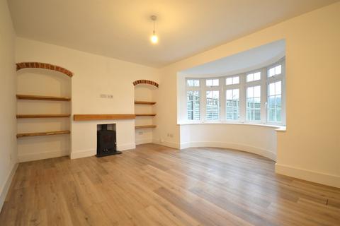 3 bedroom end of terrace house to rent, Selsey, Chichester, PO20