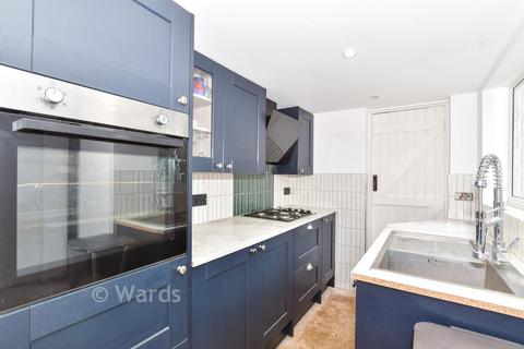 3 bedroom end of terrace house for sale, Bush Row, Aylesford, Kent