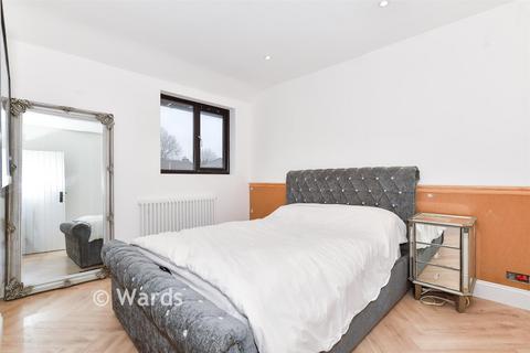 3 bedroom end of terrace house for sale, Bush Row, Aylesford, Kent