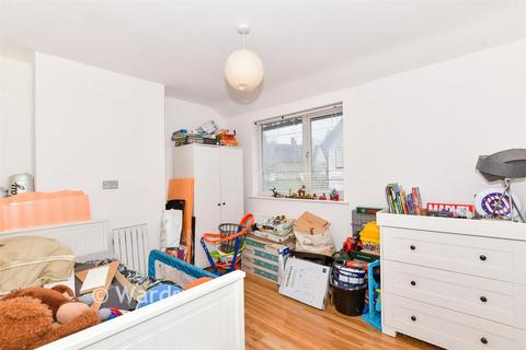 3 bedroom end of terrace house for sale, Bush Row, Aylesford, Kent