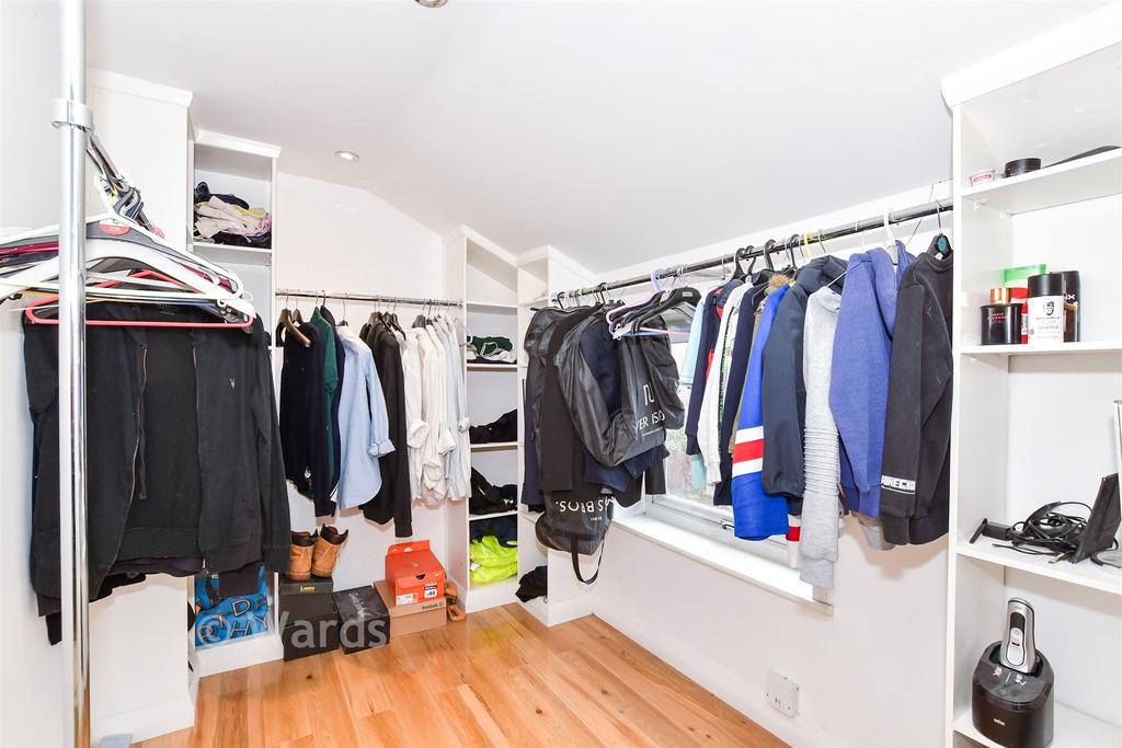 Bedroom 3/Dressing Room