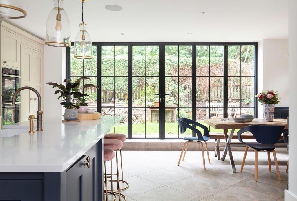 Kitchen 2.jpg