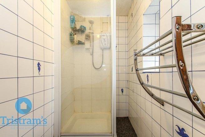 Fleming-gardens-ng11-8rt-1016162