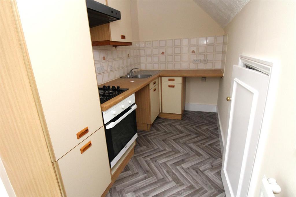Kitchen 2.JPG