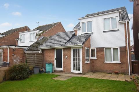 4 bedroom link detached house for sale, The Willows, Boreham