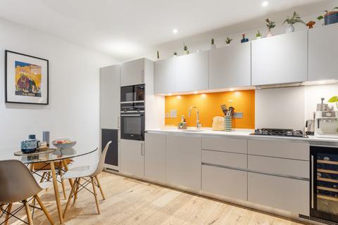 2 bedroom apartment for sale, Upper Tooting Road, London, SW17