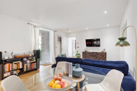 2 bedroom apartment for sale, Upper Tooting Road, London, SW17