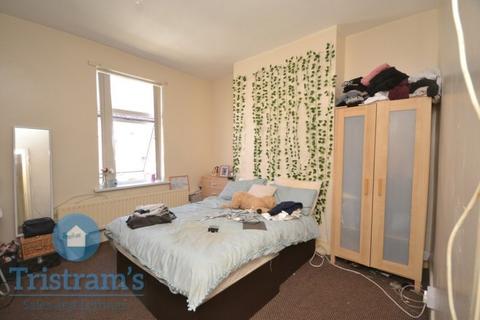 undefined, Tudor Grove