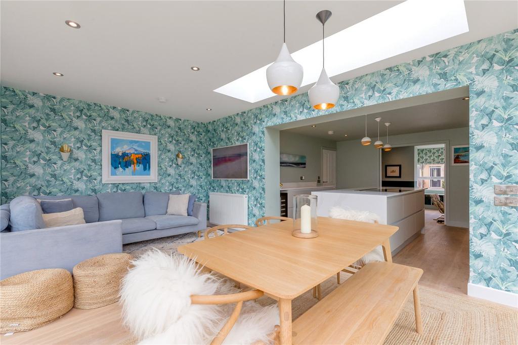 Family/Garden Room
