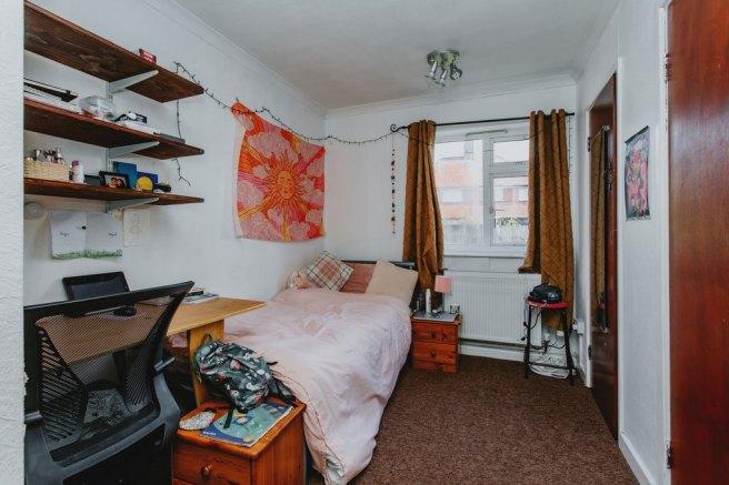 Burrows-crescent-ng9-2qx-1018055