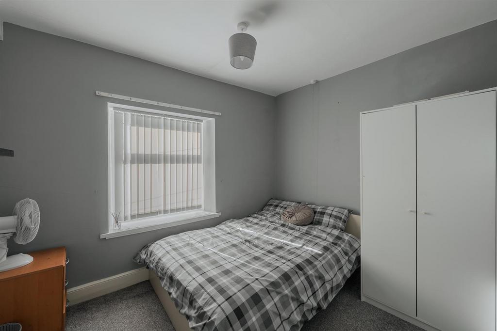 56 Hanbury Road-1.jpg