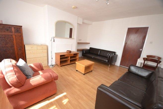 Burrows-crescent-ng9-2qx-1018136