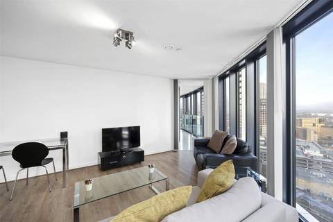 2 bedroom flat to rent, Station Street London E15