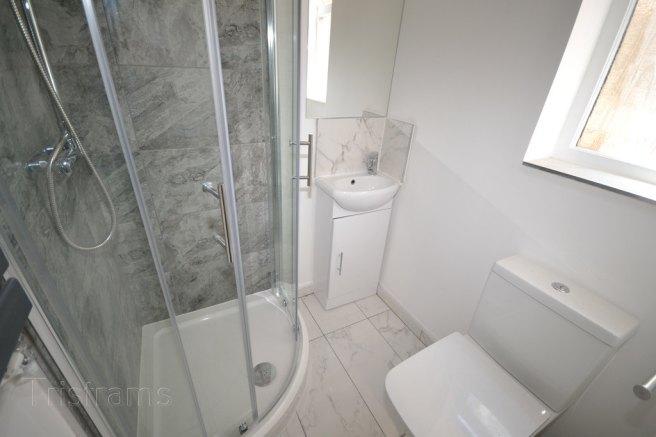 House in Nottingham, Beeston - More