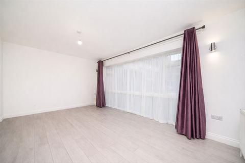 undefined, Langham Gardens, London W13