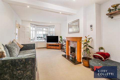 3 bedroom end of terrace house for sale, River Avenue, Hoddesdon