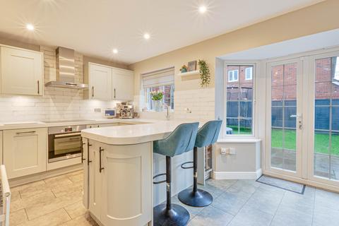 5 bedroom detached house for sale, Monmouth Grove, Milton Keynes MK4