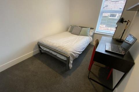 3 bedroom house share to rent, William Road