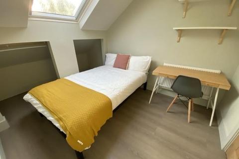 4 bedroom house share to rent, William Road