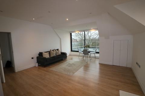 undefined, Gunnersbury Avenue, Ealing, London, W5