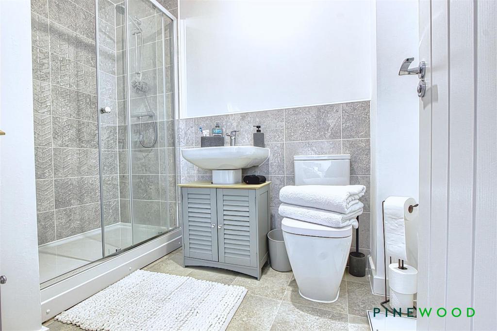 Ensuite to bedroom one
