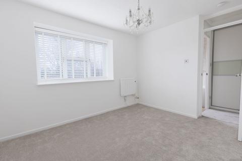 undefined, Millais Close, Crawley RH11