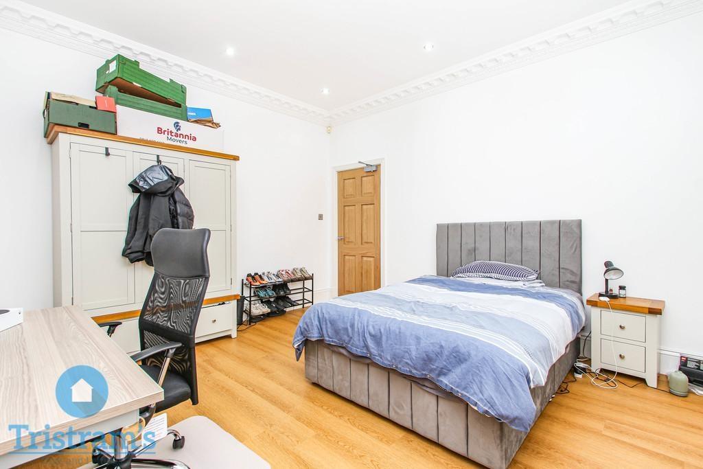 Melton-road-ng2-7nf-1020572