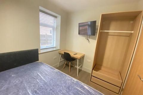 2 bedroom house share to rent, William Road