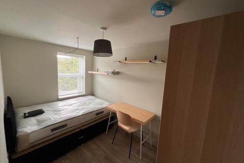 2 bedroom house share to rent, Musters Road