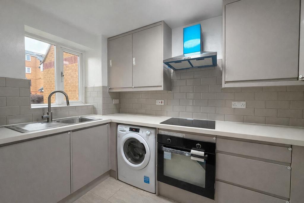 Kitchen 1 .png