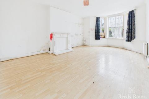 3 bedroom apartment for sale, Esplanade, North Yorkshire YO11