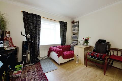 2 bedroom flat for sale, North End Road, Wembley, HA9