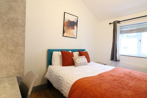undefined, 2, Goslyn Close OX3