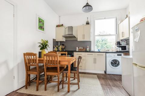 3 bedroom flat to rent, Rhodesia Road, London, SW9