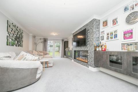 5 bedroom detached house for sale, High Road, Layer de la Haye, Colchester, CO2